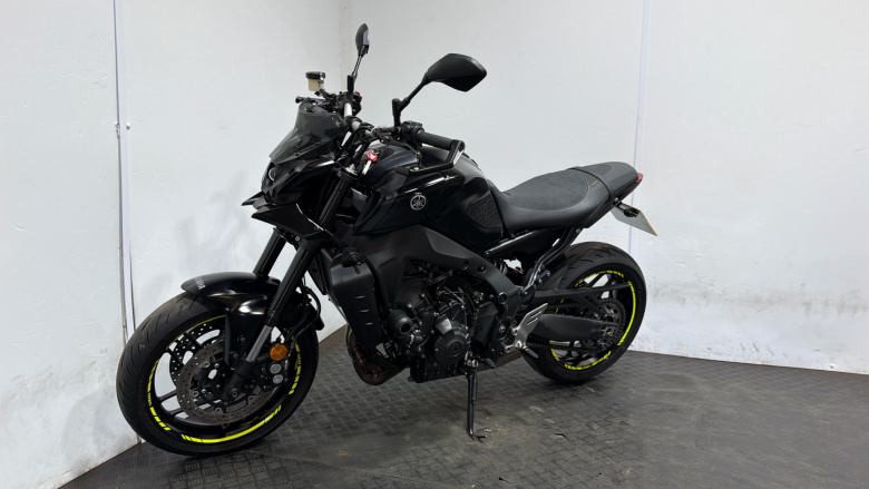 Yamaha Mt-09 (14MY)
